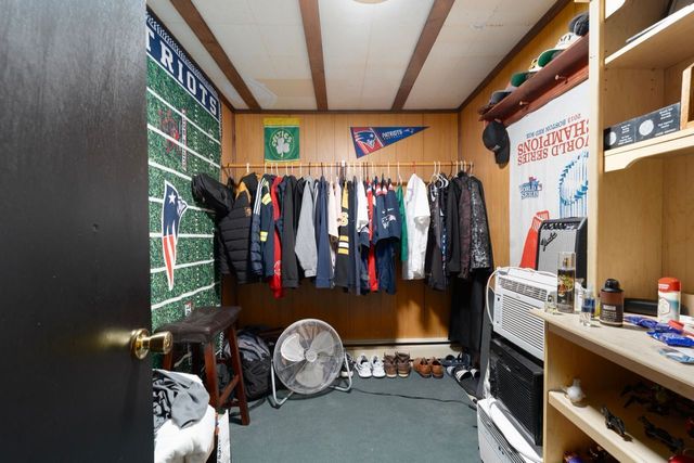 19 Cedarcrest Drive, Preston, CT 06365