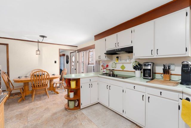 19 Cedarcrest Drive, Preston, CT 06365