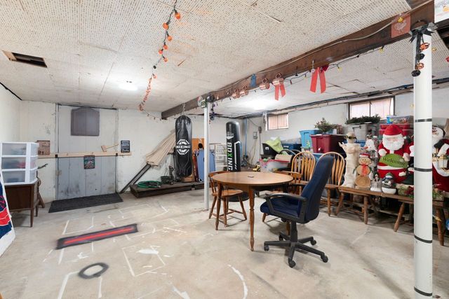 19 Cedarcrest Drive, Preston, CT 06365