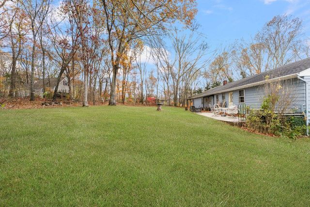 19 Cedarcrest Drive, Preston, CT 06365