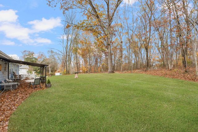 19 Cedarcrest Drive, Preston, CT 06365