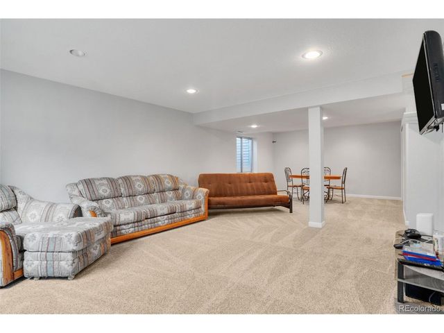 210 Elm St, Bennett, CO 80102