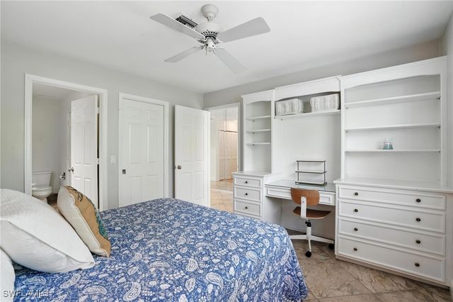 1050 9th ST S 202, Naples, FL 34102