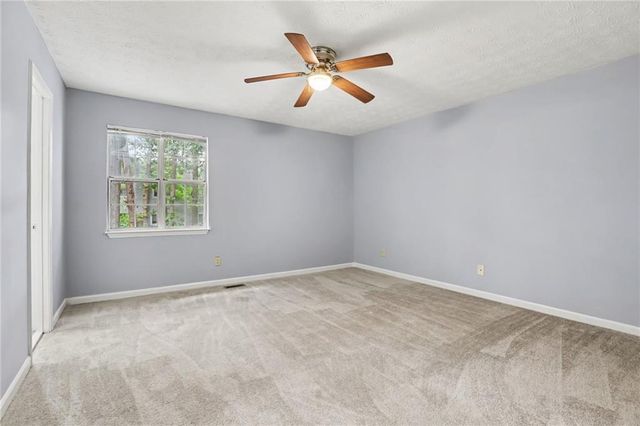 5582 Stonington Trace Parkway, Stone Mountain, GA 30087