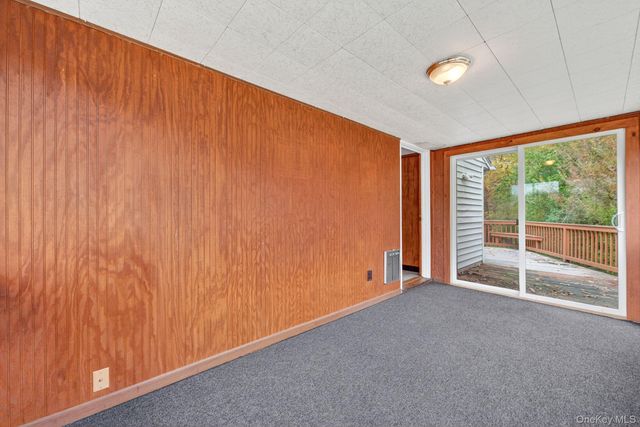 143 Dubois Road, Olivebridge, NY 12481