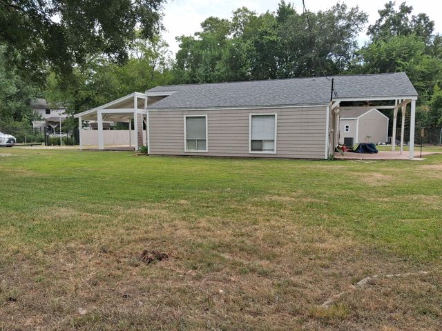 2606 Bammel Timbers Lane, Houston, TX 77068