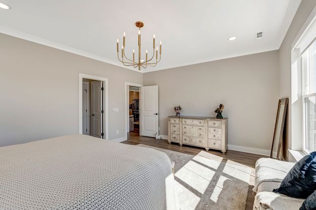 3270 Sassafras Ln, Thompsons Station, TN 37179
