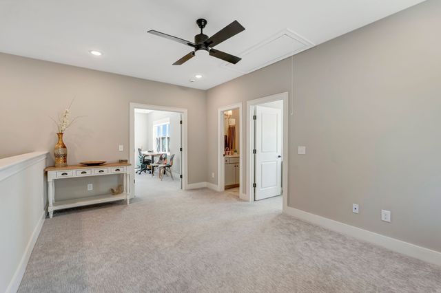 3270 Sassafras Ln, Thompsons Station, TN 37179