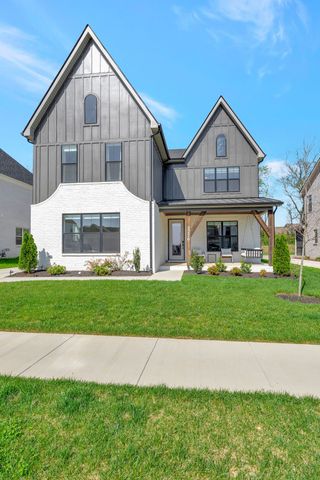 3270 Sassafras Ln, Thompsons Station, TN 37179