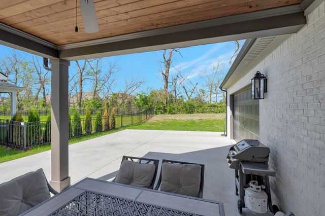 3270 Sassafras Ln, Thompsons Station, TN 37179