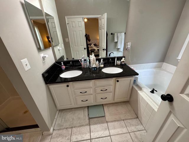 6101 LANDS END CT, Bryans Road, MD 20616