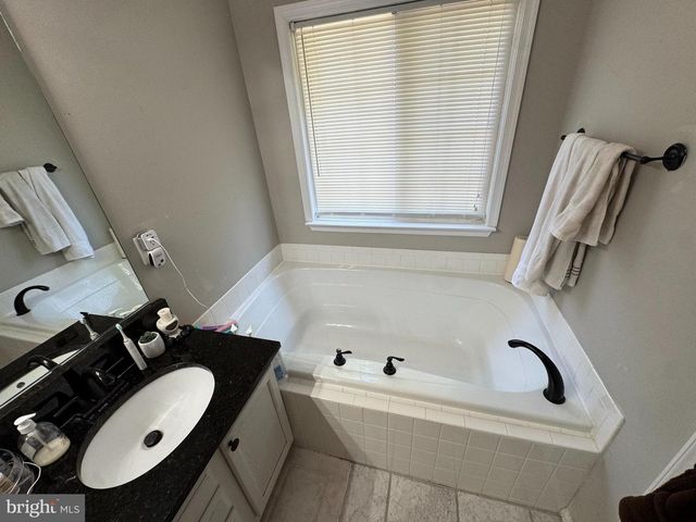 6101 LANDS END CT, Bryans Road, MD 20616