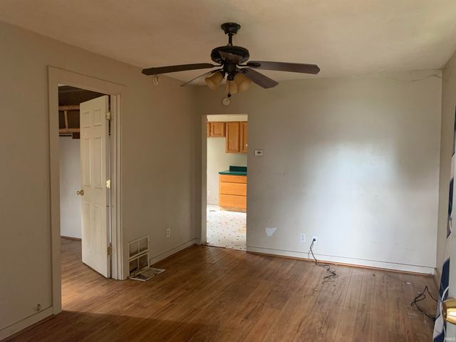 412 W Marion Street, Mishawaka, IN 46546