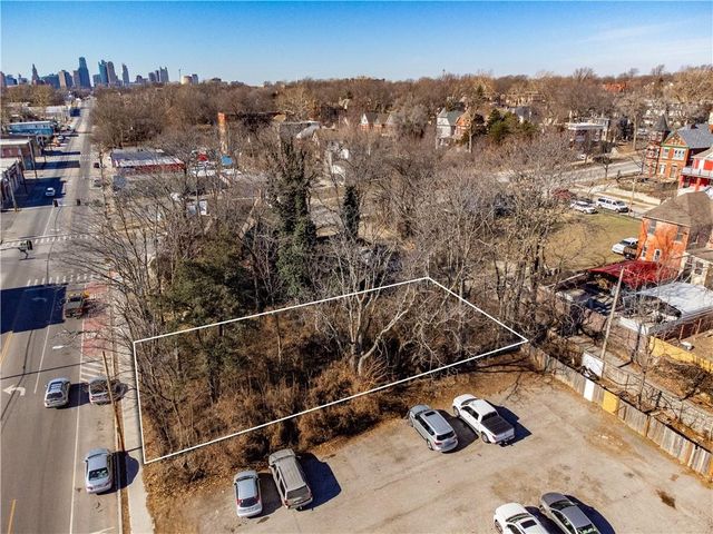 3206 E 12th Street, Kansas City, MO 64127