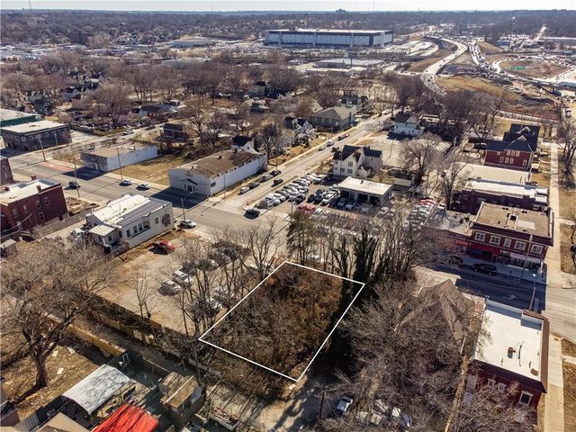 3206 E 12th Street, Kansas City, MO 64127