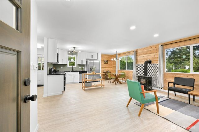 8257 Salish Lane, Blaine, WA 98230