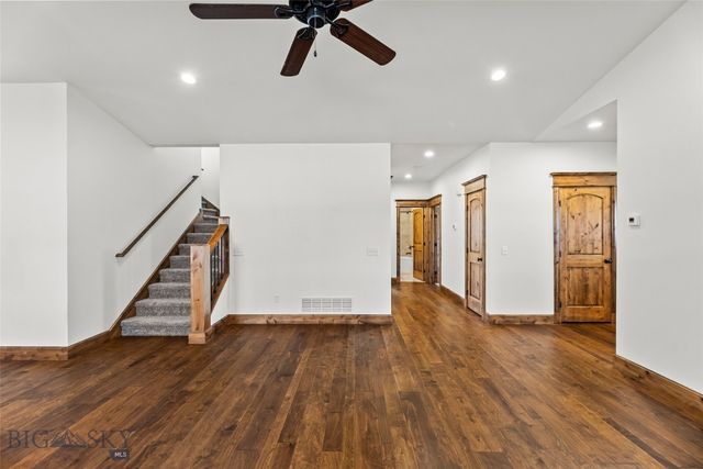 886 Flanders Creek Avenue, Bozeman, MT 59718