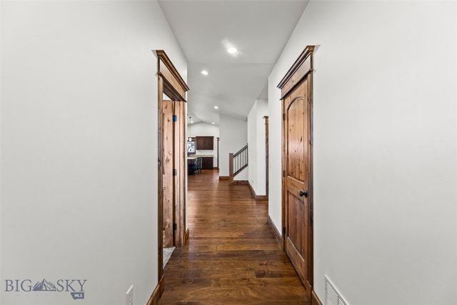 886 Flanders Creek Avenue, Bozeman, MT 59718