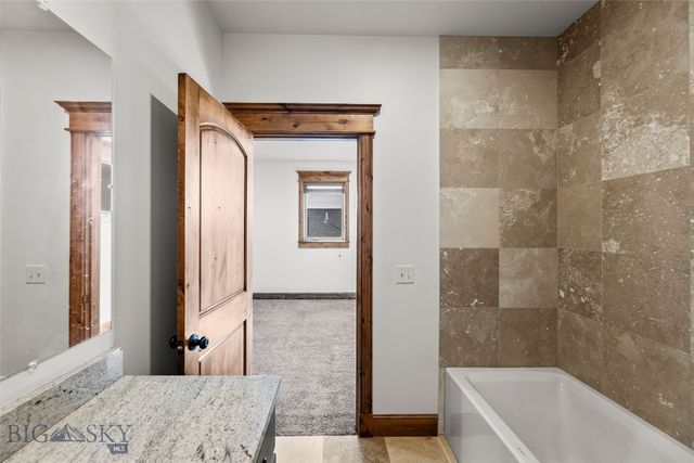 886 Flanders Creek Avenue, Bozeman, MT 59718