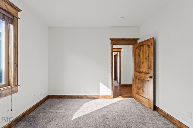 886 Flanders Creek Avenue, Bozeman, MT 59718