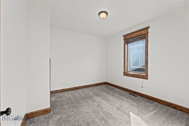 886 Flanders Creek Avenue, Bozeman, MT 59718