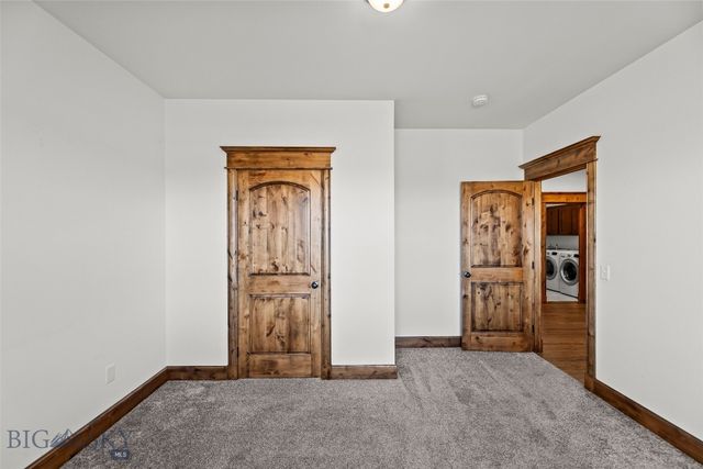 886 Flanders Creek Avenue, Bozeman, MT 59718