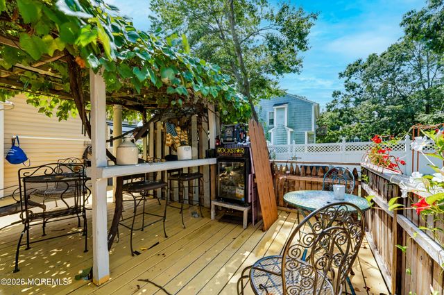 1957 Teakwood Road, Toms River, NJ 08753