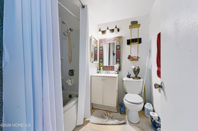 1957 Teakwood Road, Toms River, NJ 08753