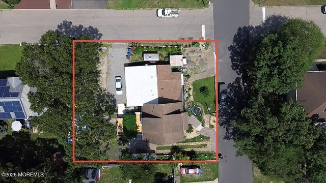 1957 Teakwood Road, Toms River, NJ 08753