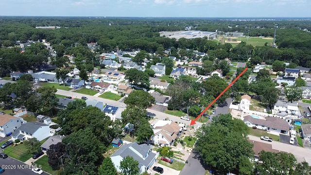 1957 Teakwood Road, Toms River, NJ 08753
