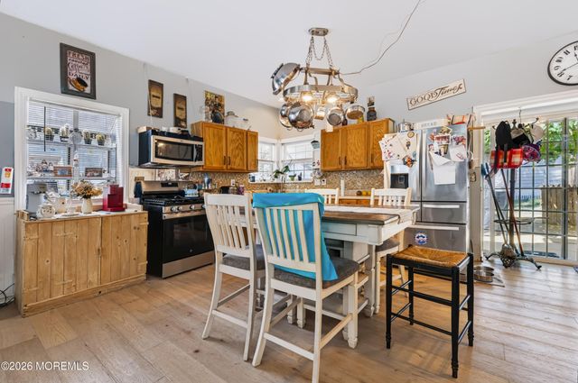 1957 Teakwood Road, Toms River, NJ 08753