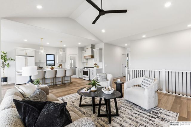 418 Karloff Circle, Yutan, NE 68073