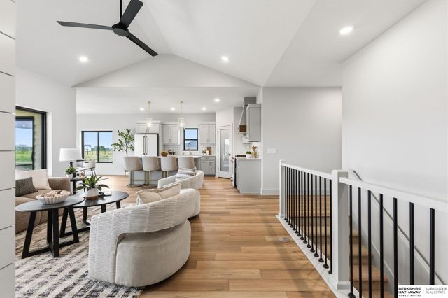 418 Karloff Circle, Yutan, NE 68073