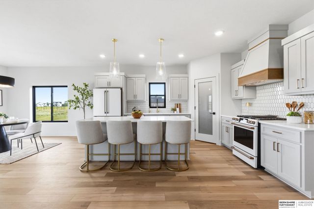 418 Karloff Circle, Yutan, NE 68073