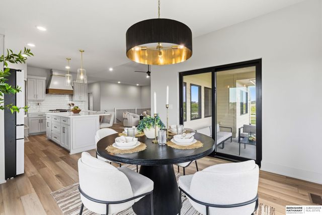 418 Karloff Circle, Yutan, NE 68073