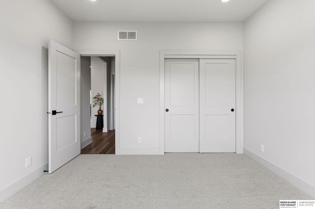 418 Karloff Circle, Yutan, NE 68073