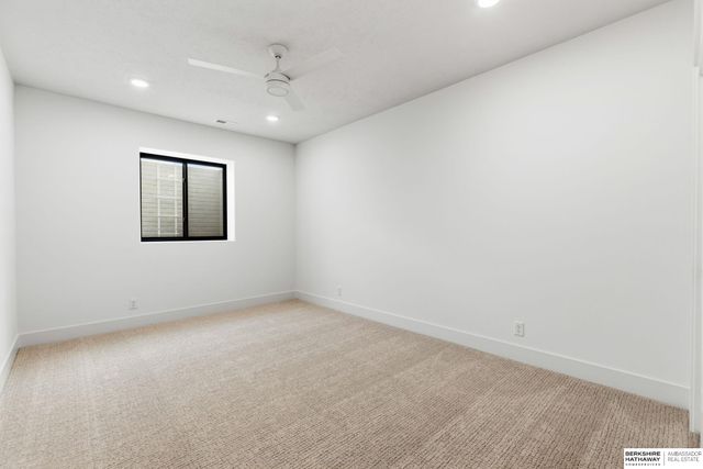418 Karloff Circle, Yutan, NE 68073