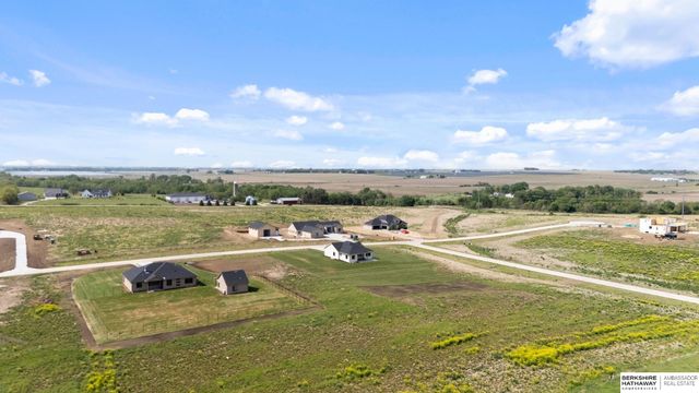 418 Karloff Circle, Yutan, NE 68073