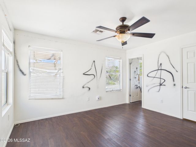 7954 E Senate Street, Tucson, AZ 85730