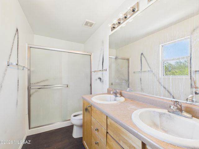 7954 E Senate Street, Tucson, AZ 85730