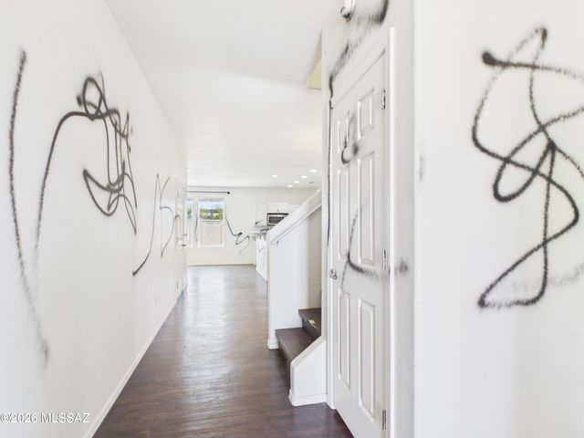 7954 E Senate Street, Tucson, AZ 85730