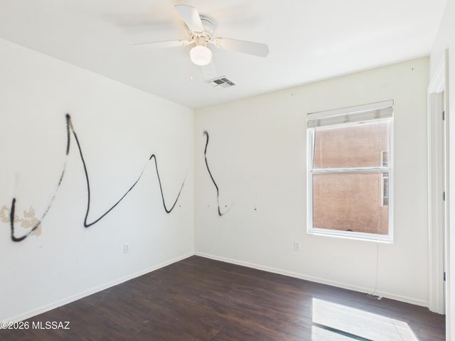 7954 E Senate Street, Tucson, AZ 85730