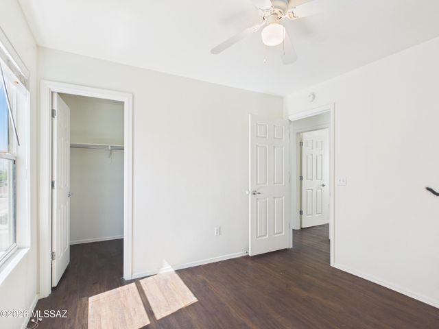 7954 E Senate Street, Tucson, AZ 85730
