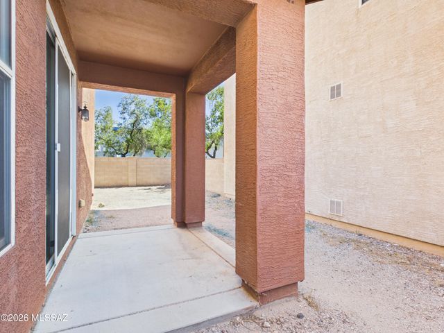 7954 E Senate Street, Tucson, AZ 85730