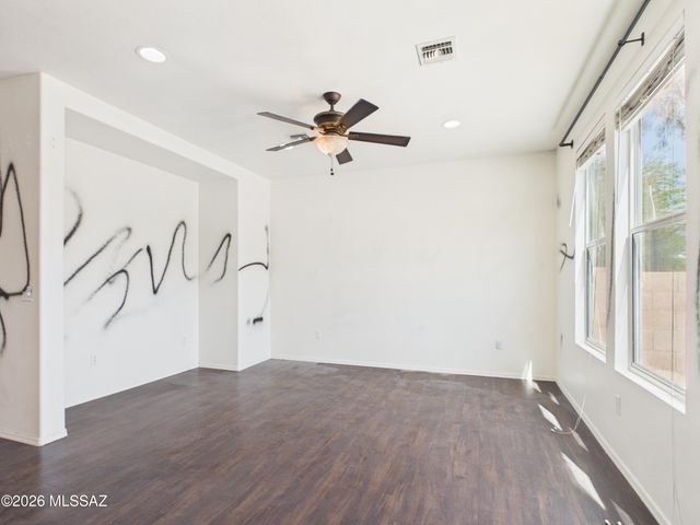 7954 E Senate Street, Tucson, AZ 85730