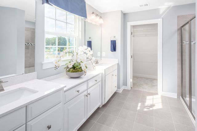 3010 Thoroughbred Way, White House, TN 37188