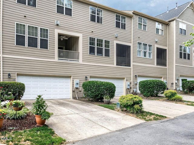 107 Haybarn Court, Apex, NC 27502