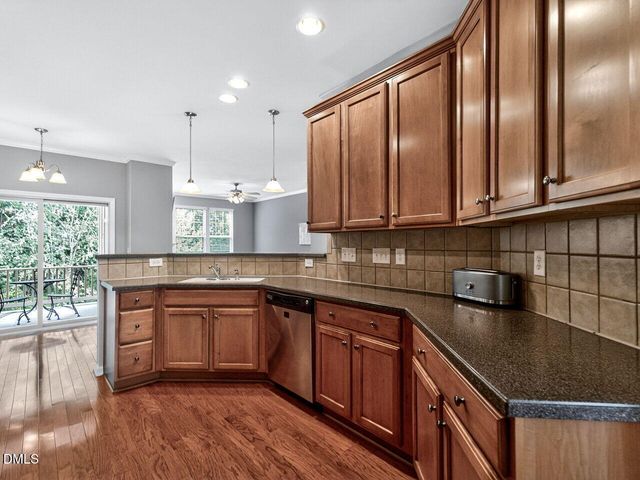 107 Haybarn Court, Apex, NC 27502
