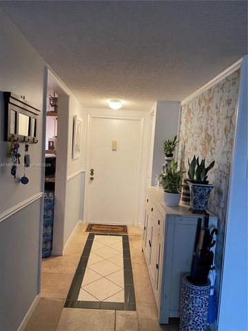 2828 Casita Way 205, Delray Beach, FL 33445