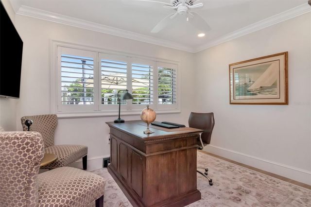4927 W MELROSE AVENUE N, Tampa, FL 33629